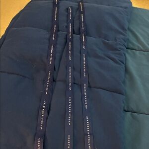 Crabtree & Evelyn Navy Ribbon